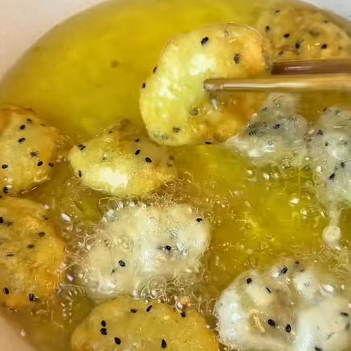 chiên bánh chuối vàng giòn
