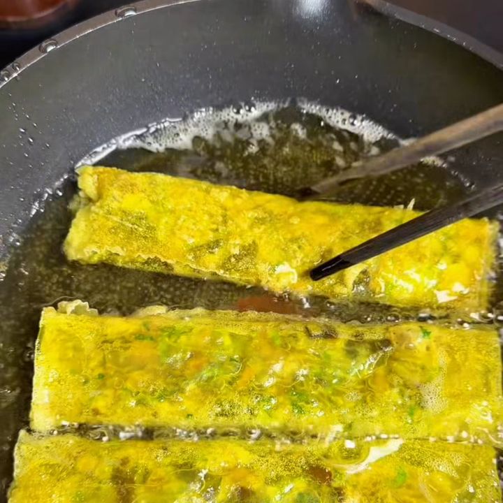chi&ecirc;n chả ram nh&acirc;n l&aacute; lốt