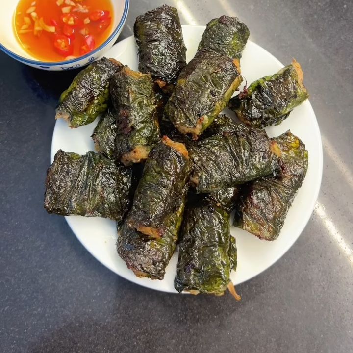 Chả xương sông chấm nước mắm