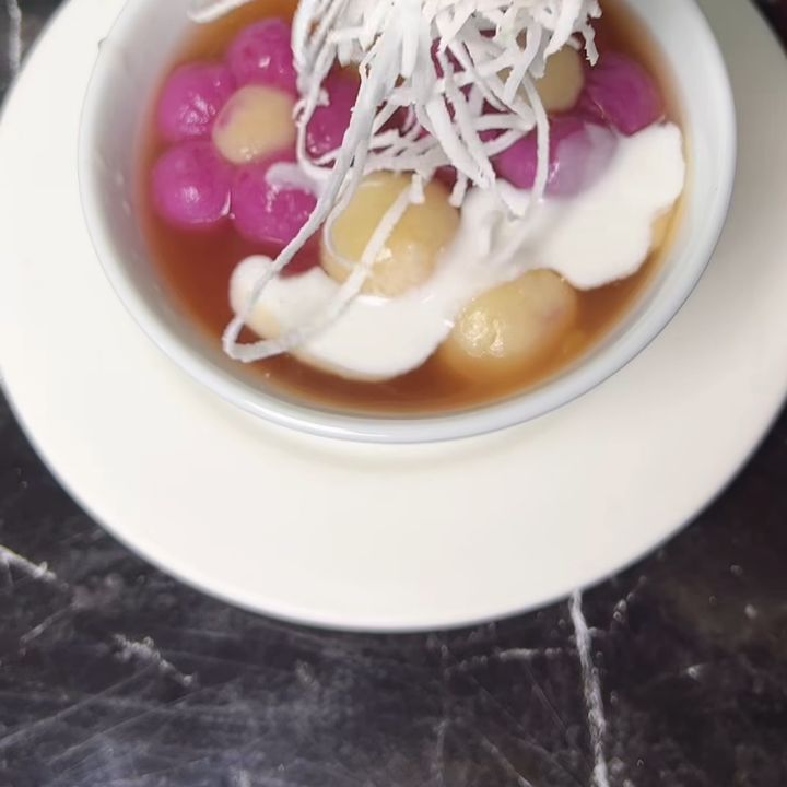 Chè mochi sắn dẻo ba màu