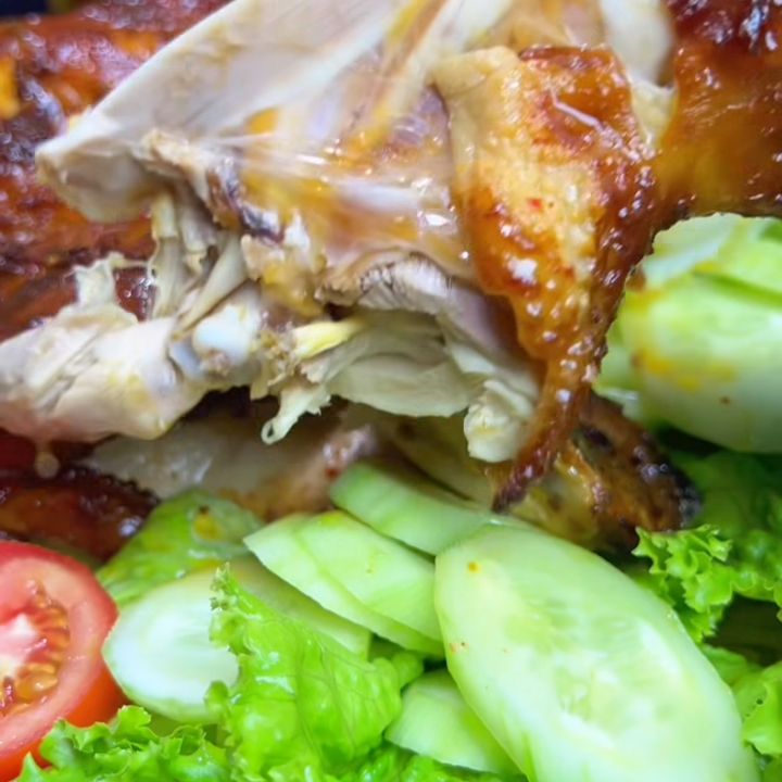 gà nướng chấm muối ớt