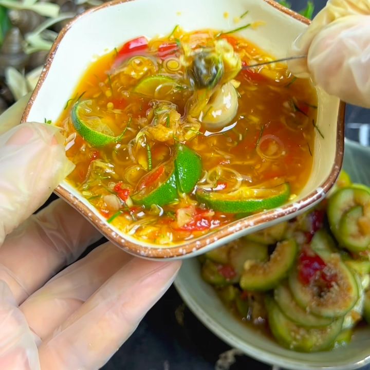 Nước mắm chấm ốc