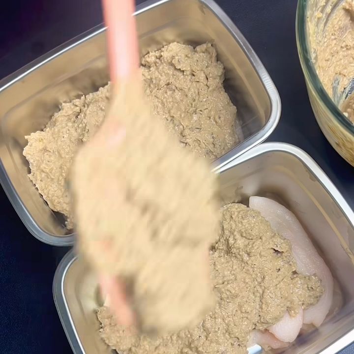đổ pate vào khuôn