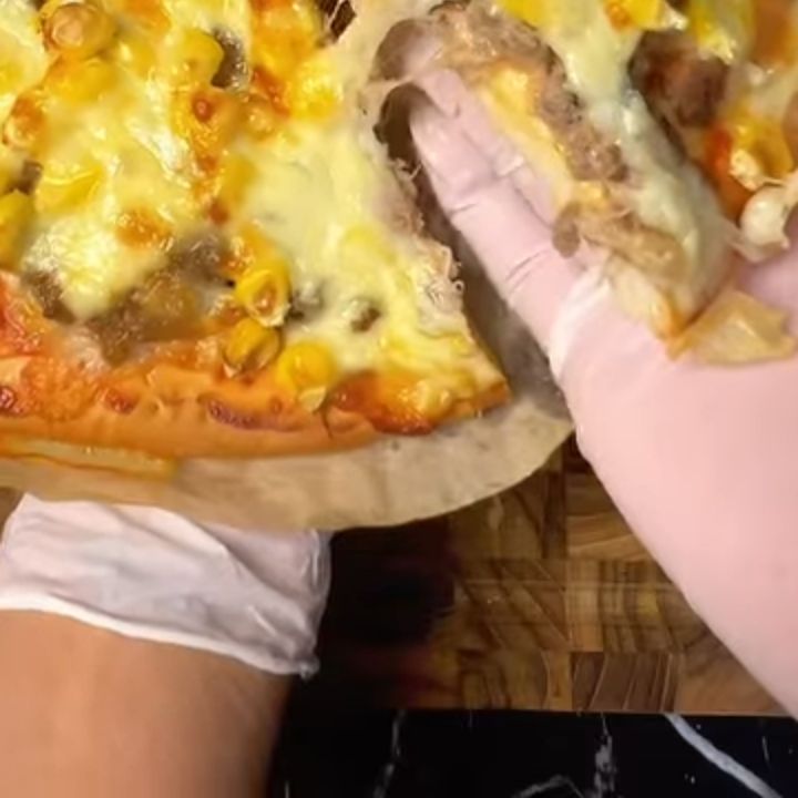 Pizza b&ograve; ng&ocirc; ph&ocirc; mai
