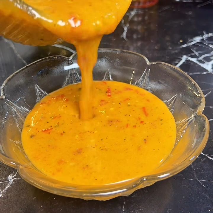 sốt muối ớt s&aacute;nh mịn