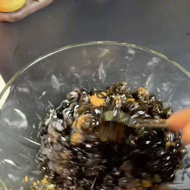 trân châu ngâm đường đen