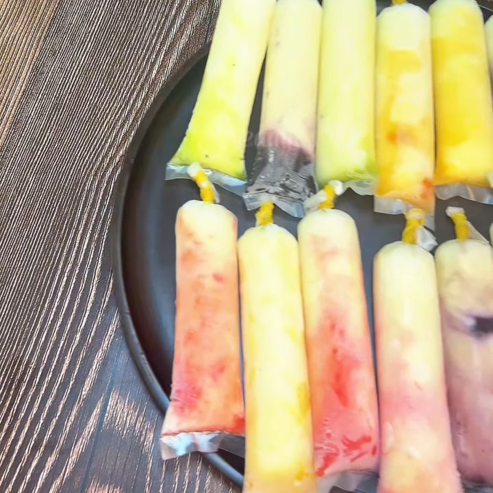 Sữa chua t&uacute;i tr&aacute;i c&acirc;y tự ủ